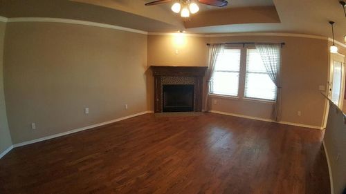 7041 N Cherokee Crossing West, Warr Acres, OK, 73132 | Card Image