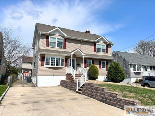 130 Bedford Ave, Iselin, NJ, 08830-2443 | Card Image