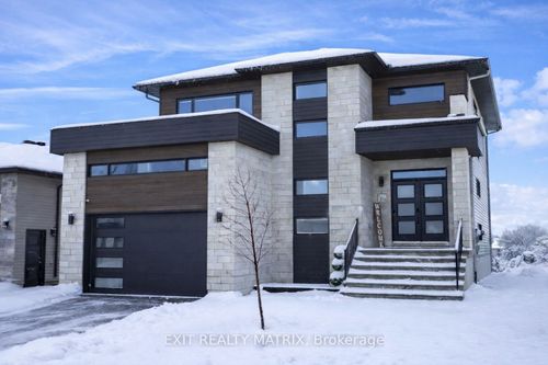 516 Barrage St, Casselman, ON, K0A1M0 | Card Image