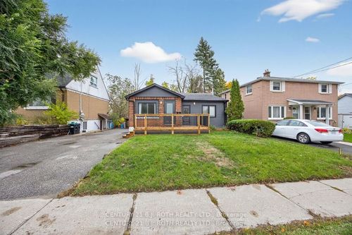 155 Penetang St, Barrie, ON, L4M1V9 | Card Image
