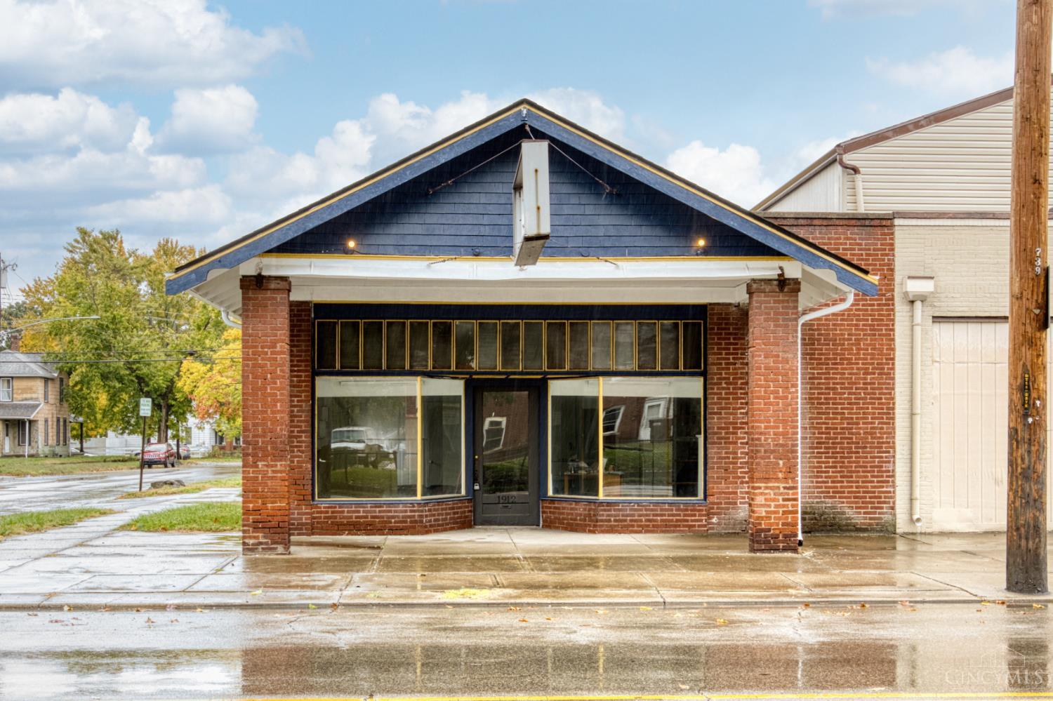 Commercial Sale in Middletown