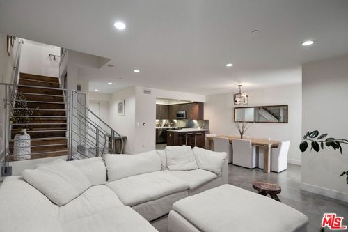 104-11023 Fruitland Dr, Studio City, CA, 91604-3509 | Card Image