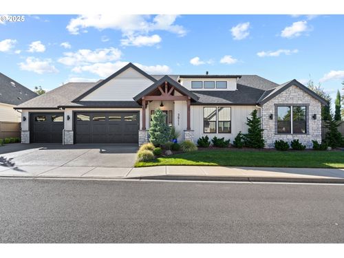 3911 Nw 114th Way, Vancouver, WA, 98685-3595 | Card Image
