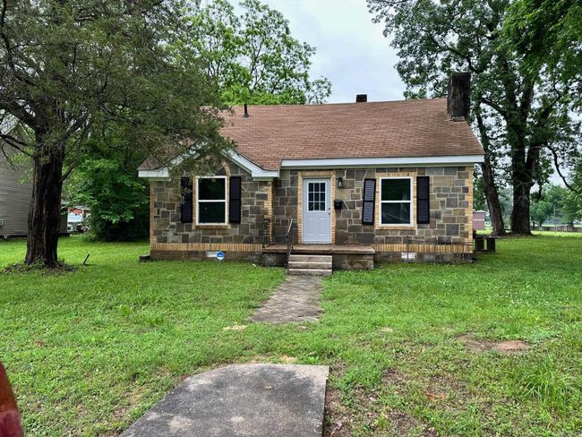 720 N Johnson Street, House other with 2 bedrooms, 1 bathrooms and null parking in Clarksville AR | Image 2