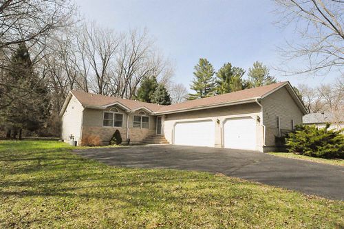 164 Columbia St Nw, Poplar Grove, IL, 61065-8705 | Card Image