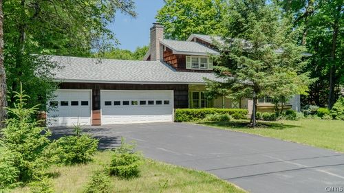 7447 Armstrong Rd, Manlius, NY, 13104-1419 | Card Image