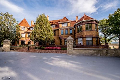 58-23200 Lake Rd, Bay Village, OH, 44140-2970 | Card Image