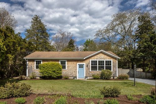 1 Barlow Ln, Mattapoisett, MA, 02739-1576 | Card Image