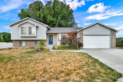 865 N 350 E, Tremonton, UT, 84337-1037 | Card Image