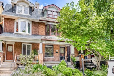 773 Markham St, Home with 5 bedrooms, 3 bathrooms and 1 parking in Toronto ON | Image 1