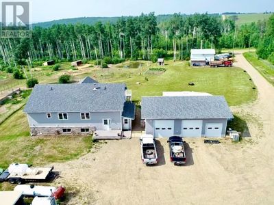 3405 Township Road 218, House other with 5 bedrooms, 4 bathrooms and 3 parking in Peace River Regional District BC | Image 2