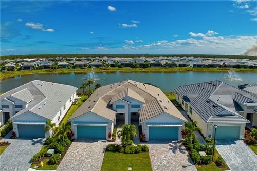 9020 Mayreau Way, NAPLES, FL, 34114-2932 | Card Image
