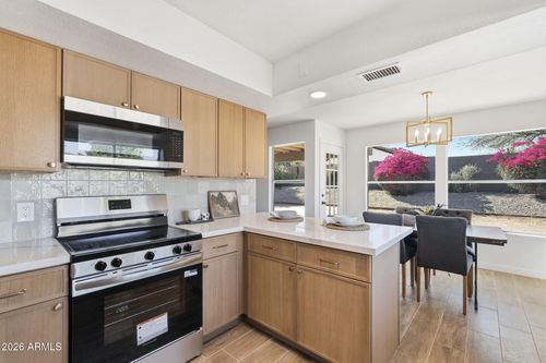 4574 E Corral Rd, Phoenix, AZ, 85044-5507 | Card Image