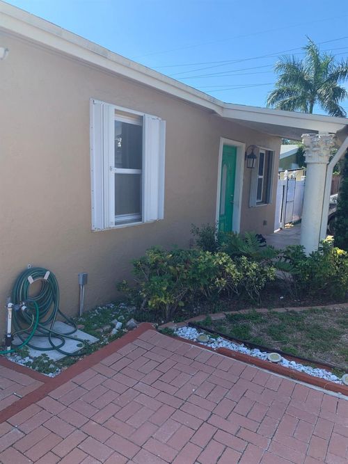 441 Nw 14 Way, Fort Lauderdale, FL, 33311 | Card Image