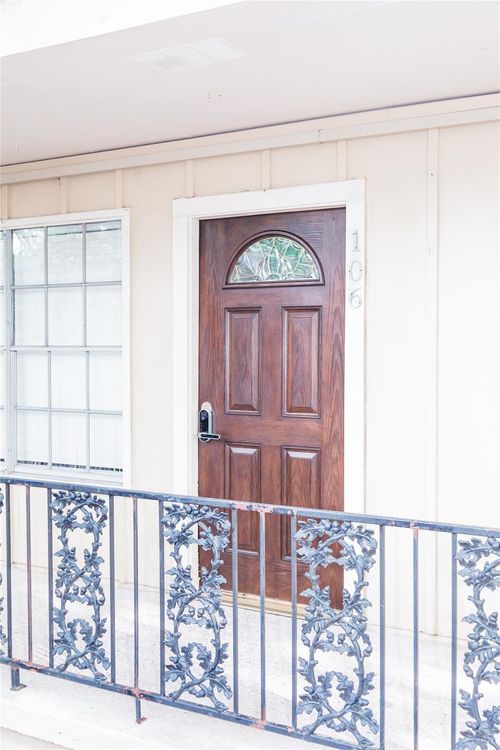 apt-106-3224 Timmons Ln, Houston, TX, 77027-5931 | Card Image