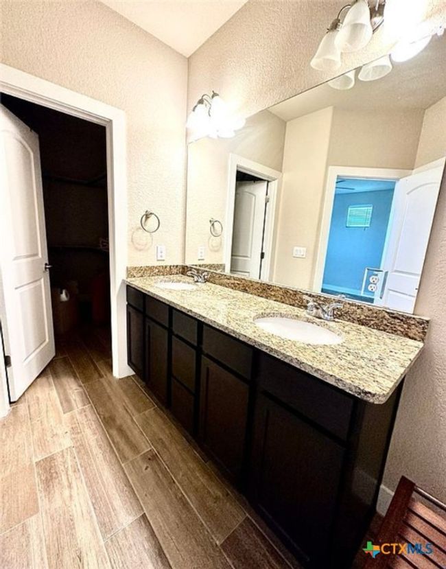 primary bathroom - vanity | Image 12