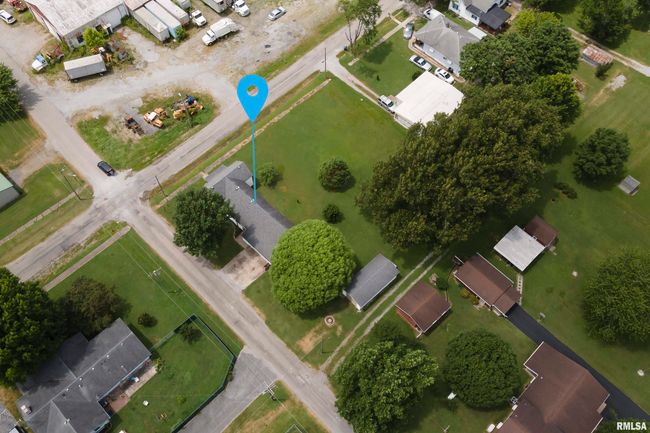 700 N 30 Th St, House other with 1 bedrooms, 1 bathrooms and null parking in Herrin IL | Image 25