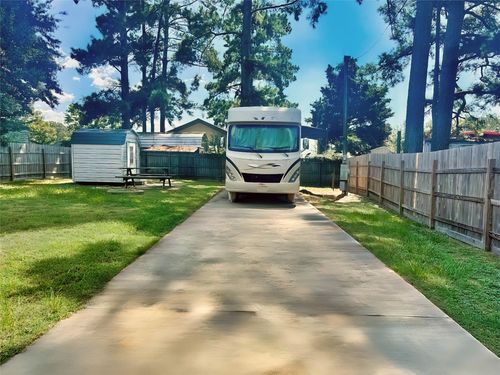 1291 Impala Dr, Onalaska, TX, 77360-7782 | Card Image