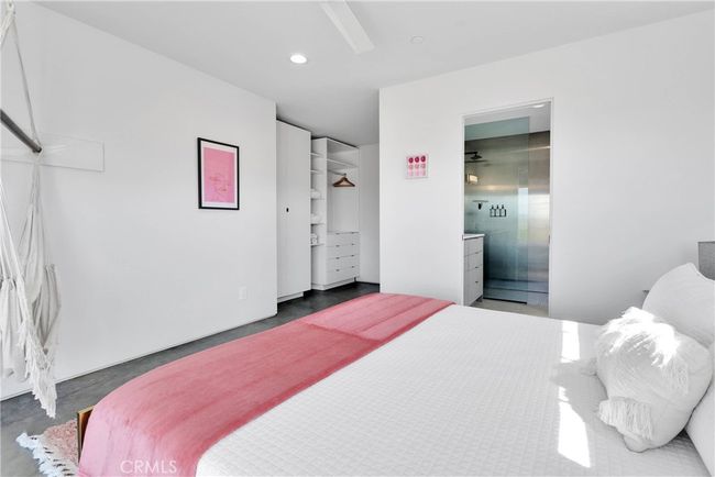 Primary Bedroom | Image 27