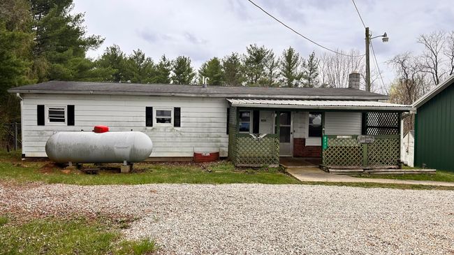 8771 Pleasantview Rd Se, House other with 3 bedrooms, 1 bathrooms and null parking in Bremen OH | Image 6
