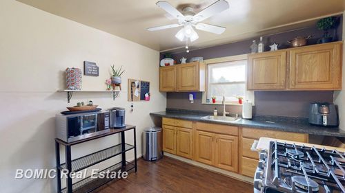 6685 State Rd, Millington, MI, 48746-9121 | Card Image