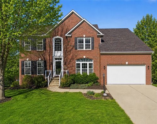 153 Hunter Dr, Cranberry Township, PA, 16066-7605 | Card Image