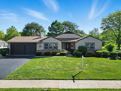 954 W Peregrine Dr, Palatine, IL, 60067-7071 | Card Image