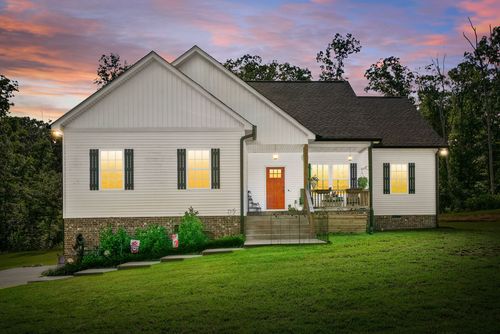 381 Tummins Rd, Mc Ewen, TN, 37101-4413 | Card Image