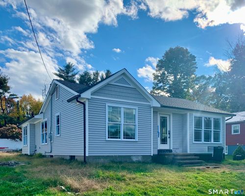 2 Penney Ln, New Fairfield, CT, 06812-2830 | Card Image