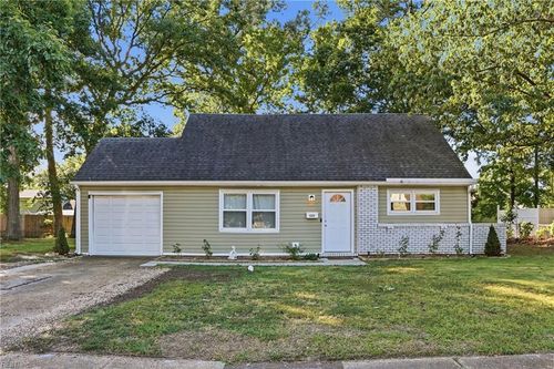 5569 Deepdale Dr, Norfolk, VA, 23502-3526 | Card Image
