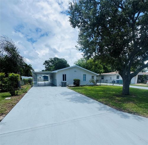 9981 110th St, SEMINOLE, FL, 33772-2435 | Card Image