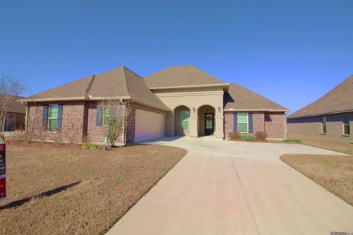 4644 Longwood Dr, Addis, LA, 70710 | Card Image