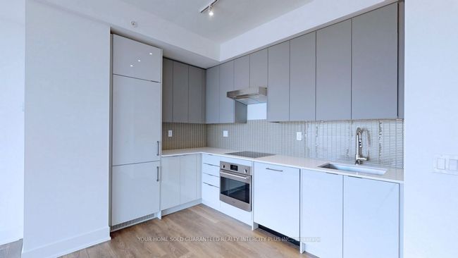 3308 - 2916 Highway 7 Avenue, Condo with 2 bedrooms, 2 bathrooms and 1 parking in Vaughan ON | Image 10