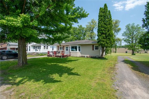 249 Glasgow St, Clyde, NY, 14433-1222 | Card Image