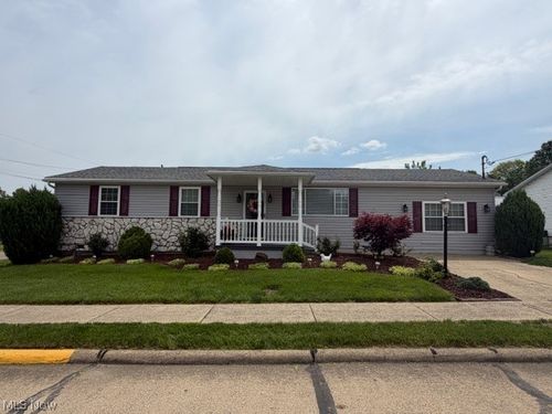601 Mckenna Dr, Williamstown, WV, 26187-1650 | Card Image