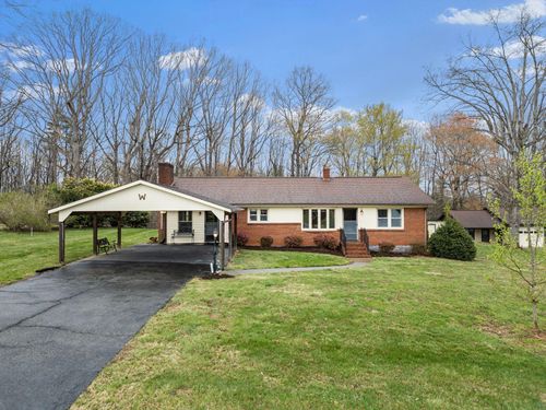 131 Ruritan Rd, Rocky Mount, VA, 24151-5237 | Card Image