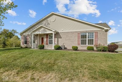 630 Shagbark Drive, Condo with 2 bedrooms, 2 bathrooms and null parking in Plainfield IN | Image 3