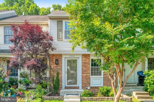 8525 Koluder Ct, LORTON, VA, 22079-3075 | Card Image