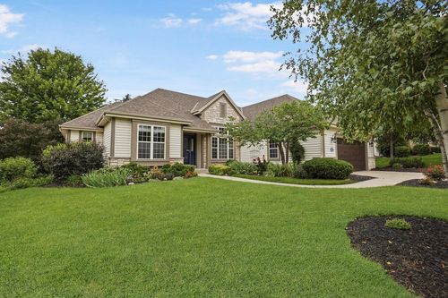 122 Howell Avenue, Waukesha, WI, 53188 | Card Image
