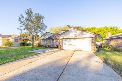 5112 Pepper Mill Street, House other with 3 bedrooms, 2 bathrooms and null parking in Baytown TX | Image 2