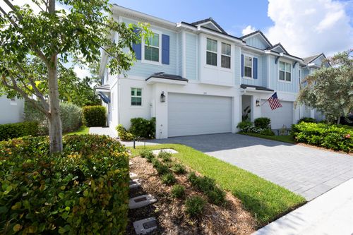 212 Preserve Trl S, Stuart, FL, 34994-3412 | Card Image