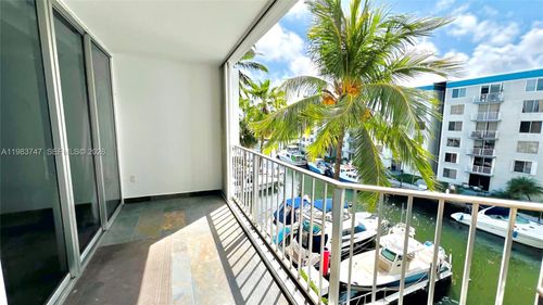 apt-404-1700 Nw North River Dr, Miami, FL, 33125-2350 | Card Image