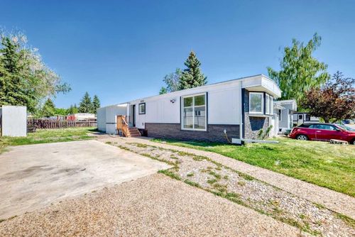 817 Bayview Rd, Strathmore, AB, T1P1C9 | Card Image