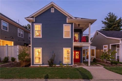 1662 E Amber Dr, Fayetteville, AR, 72703-3086 | Card Image