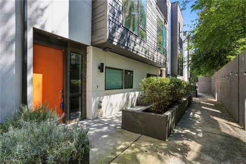 16-1153 Reynolds Square Ln, Atlanta, GA, 30307-2664 | Card Image
