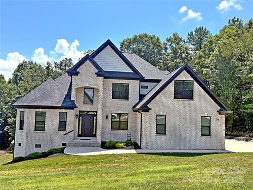 754 River Bend Dr, Granite Falls, NC, 28630-9386 | Card Image