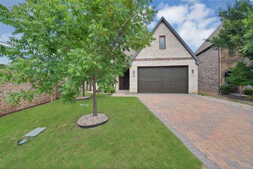 6828 Chase St, North Richland Hills, TX, 76182-4500 | Card Image