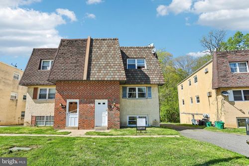 157 Meadowbrook Ln, BROOKHAVEN, PA, 19015-2812 | Card Image