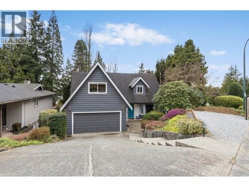 363 Dartmoor Dr, Coquitlam, BC, V3K5R6 | Card Image