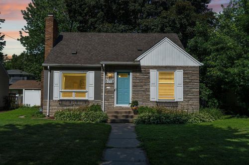 5712 Grand Ave S, Minneapolis, MN, 55419-1805 | Card Image